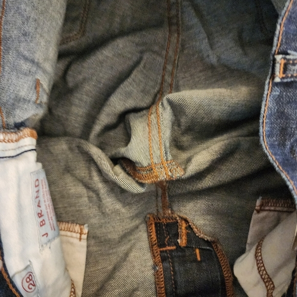J Brand Jeans - Picture 9 of 10
